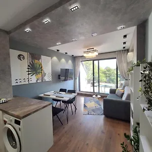 Cloud 6 -top Center,360° View,free Private Parking Apartamento